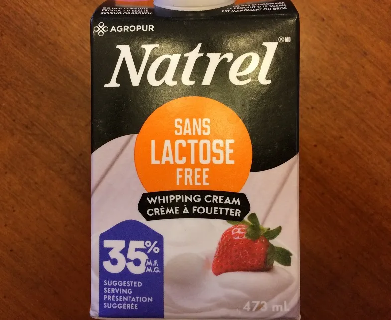 Natrel whipping cream container